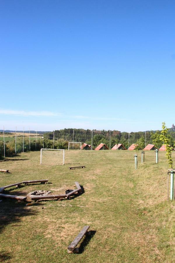 Camping v Ráji - Palda Rovensko pod Troskami Ngoại thất bức ảnh