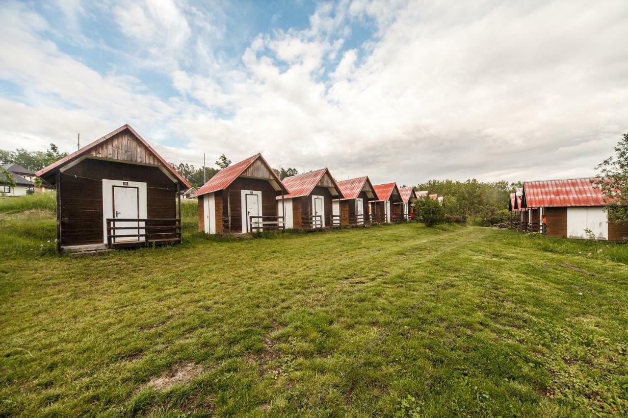 Camping v Ráji - Palda Rovensko pod Troskami Ngoại thất bức ảnh